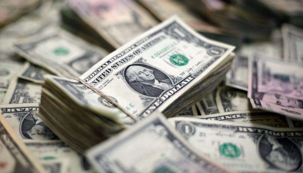 美国银行接连倒闭，可能跟中国外汇储备的一桩谜案有关？(2)